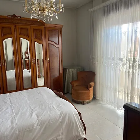 93 Avenida Portugal Apartment Ourense