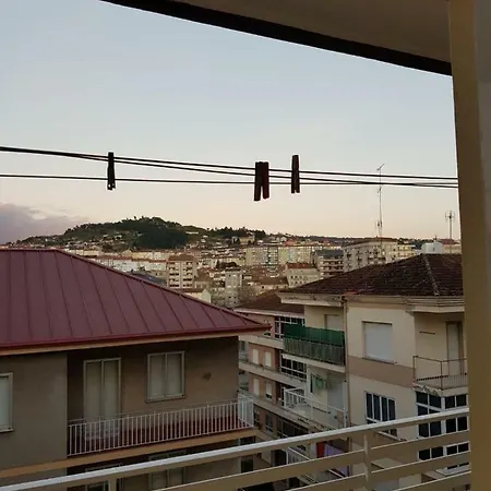 93 Avenida Portugal Apartment Ourense