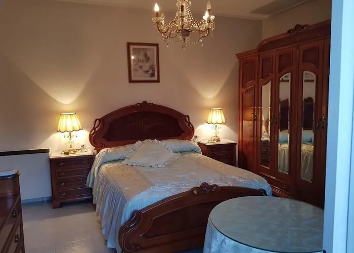 93 Avenida Portugal *